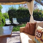 Jardin, Terraza Y Barbacoa O Grove