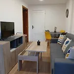 Jardin, Terraza Y Barbacoa Apartamento *
