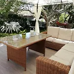 Jardin, Terraza Y Barbacoa O Grove