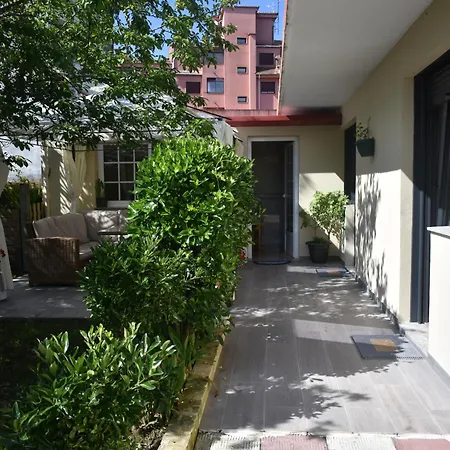 Jardin, Terraza Y Barbacoa 오그로브