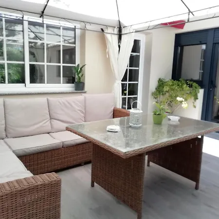 Jardin, Terraza Y Barbacoa * O Grove