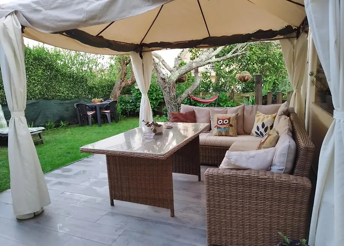 Jardin, Terraza Y Barbacoa 公寓 *