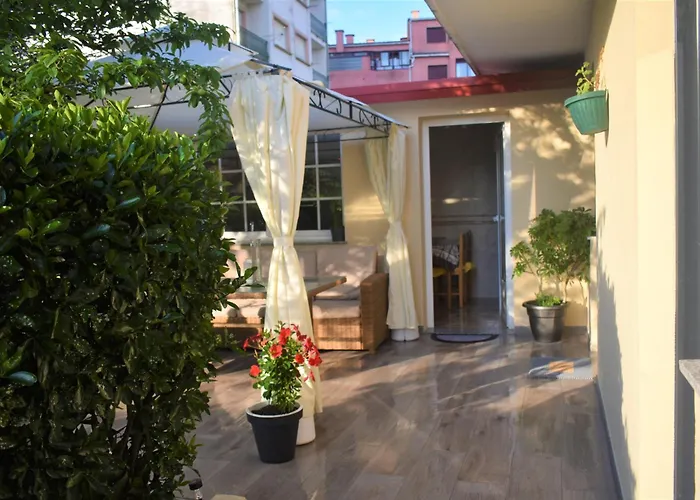 公寓 Jardin, Terraza Y Barbacoa 格罗韦